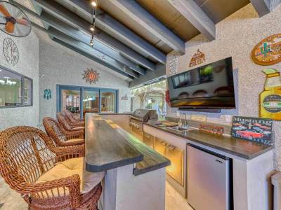 Outside-Kitchen-2